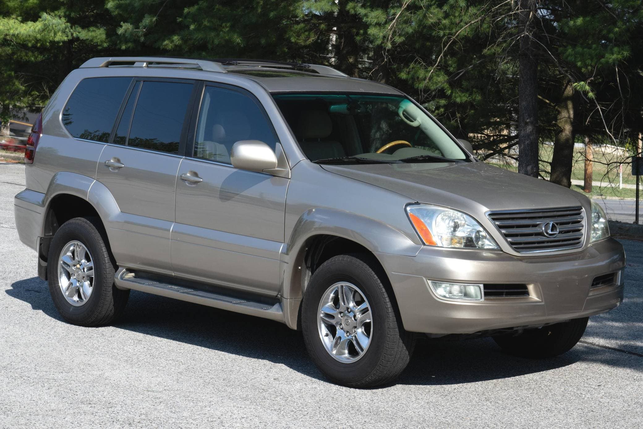 2003 Lexus GX sold for $7,700