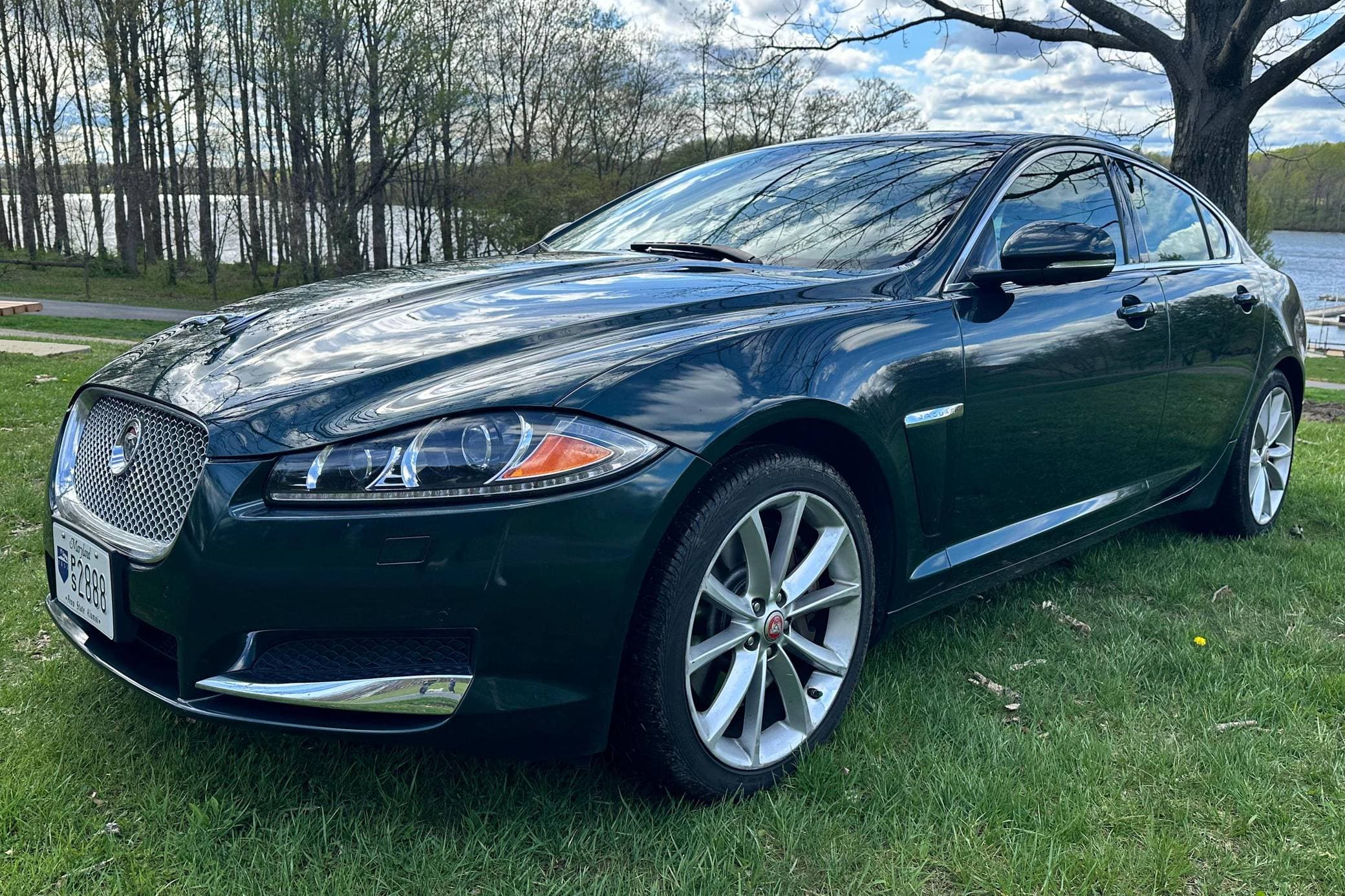 2015 Jaguar XF sold for $9,250
