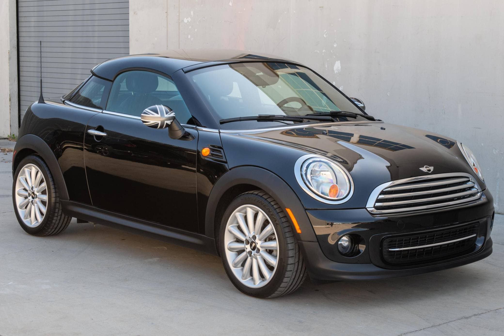 2012 MINI Cooper Coupe sold for $8,500