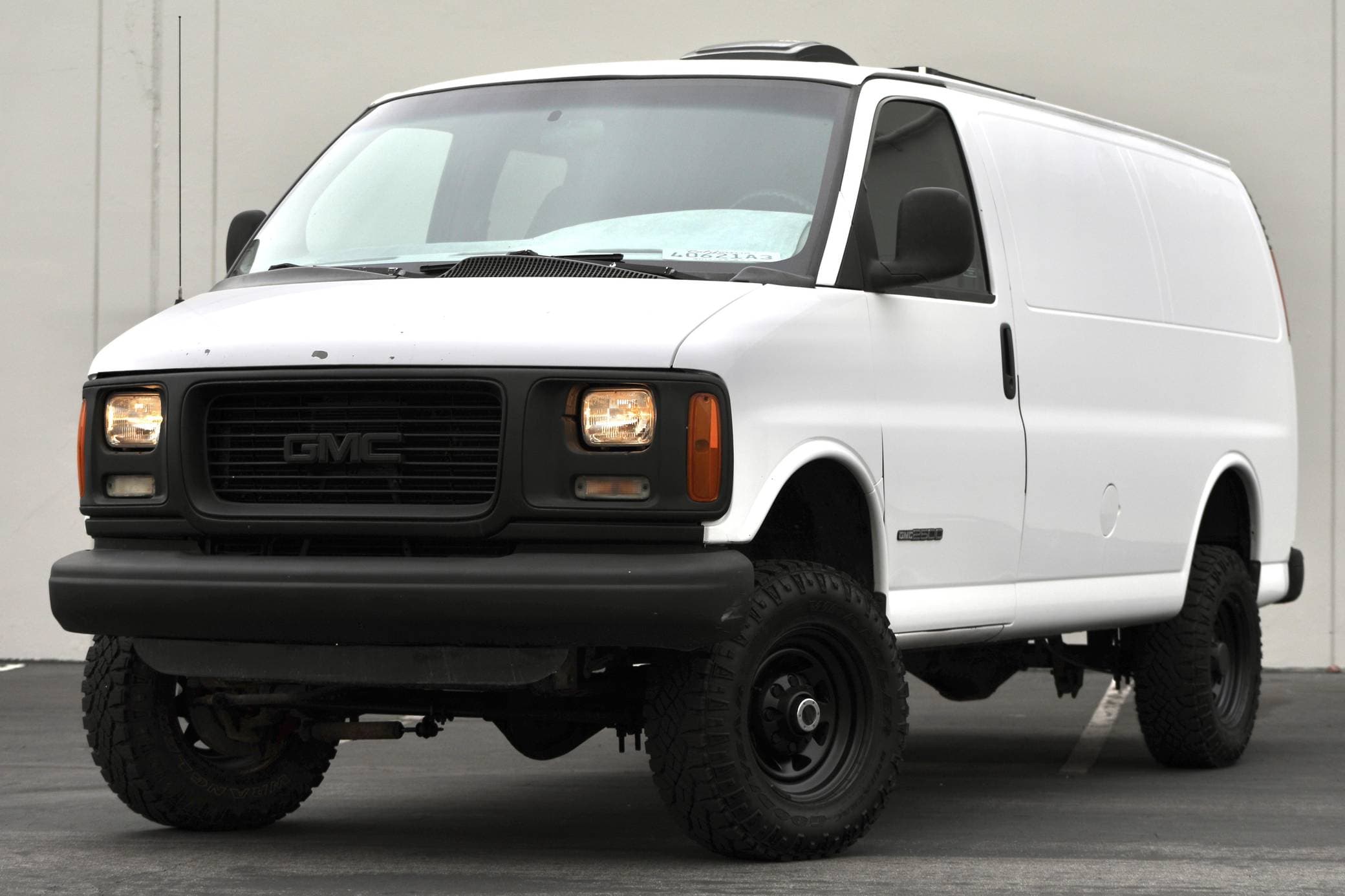 1998 GMC Savana sold for $23,000