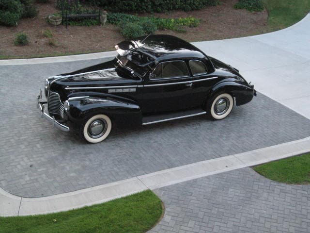 1940 Buick Special sold for $22,000