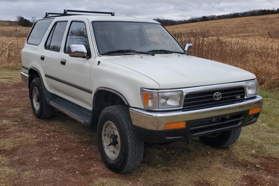 1993 Toyota 4Runner (N120) sold for $10,050