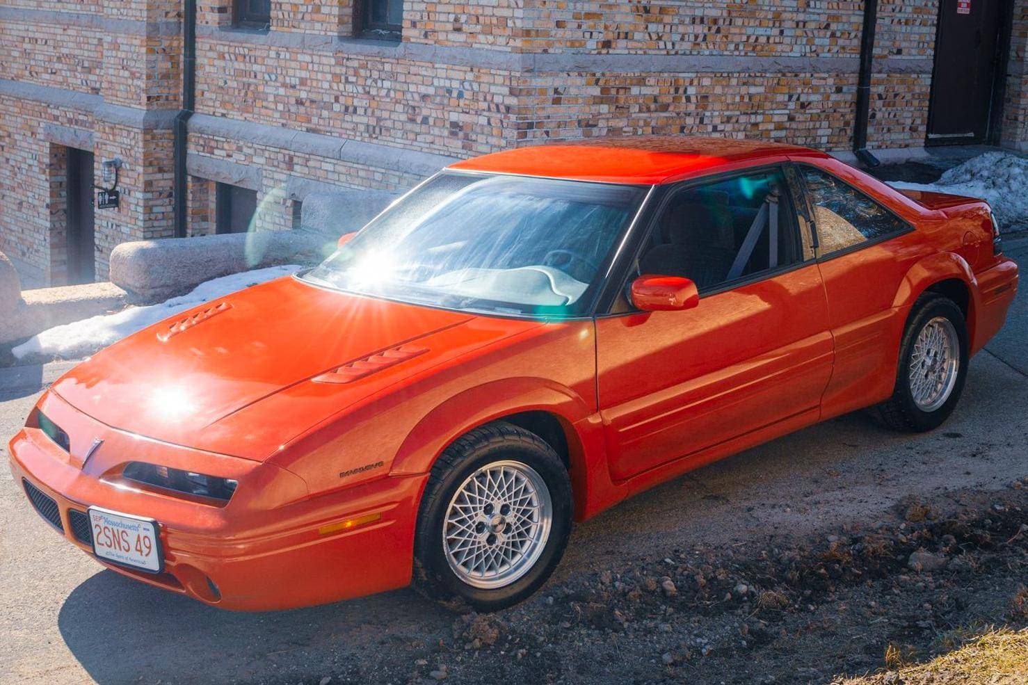 1995 Pontiac Grand Prix sold for $7,900