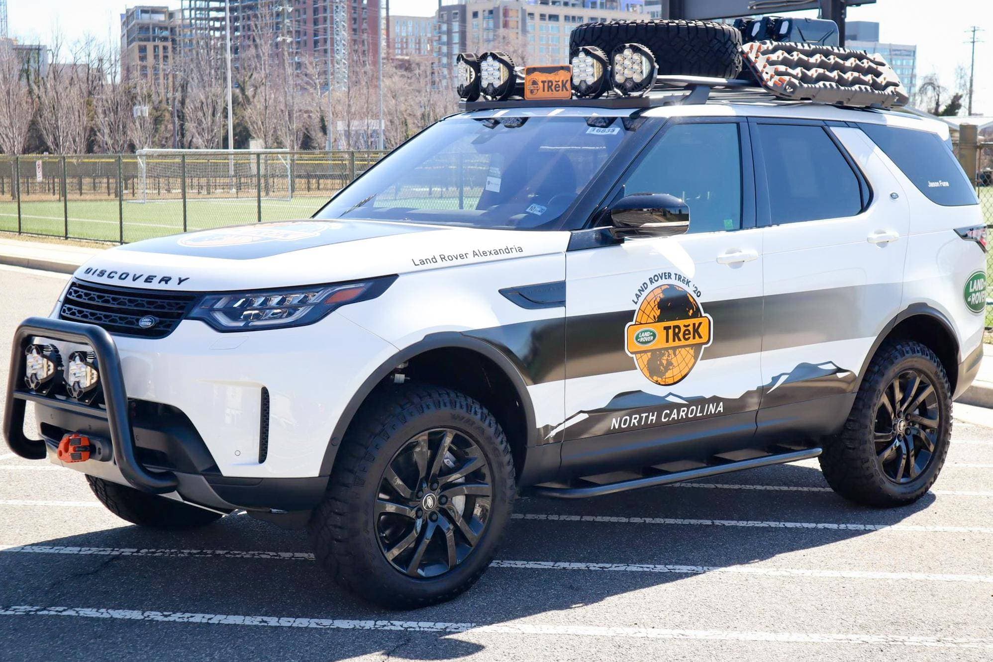 2020 Land Rover Discovery sold for $58,000