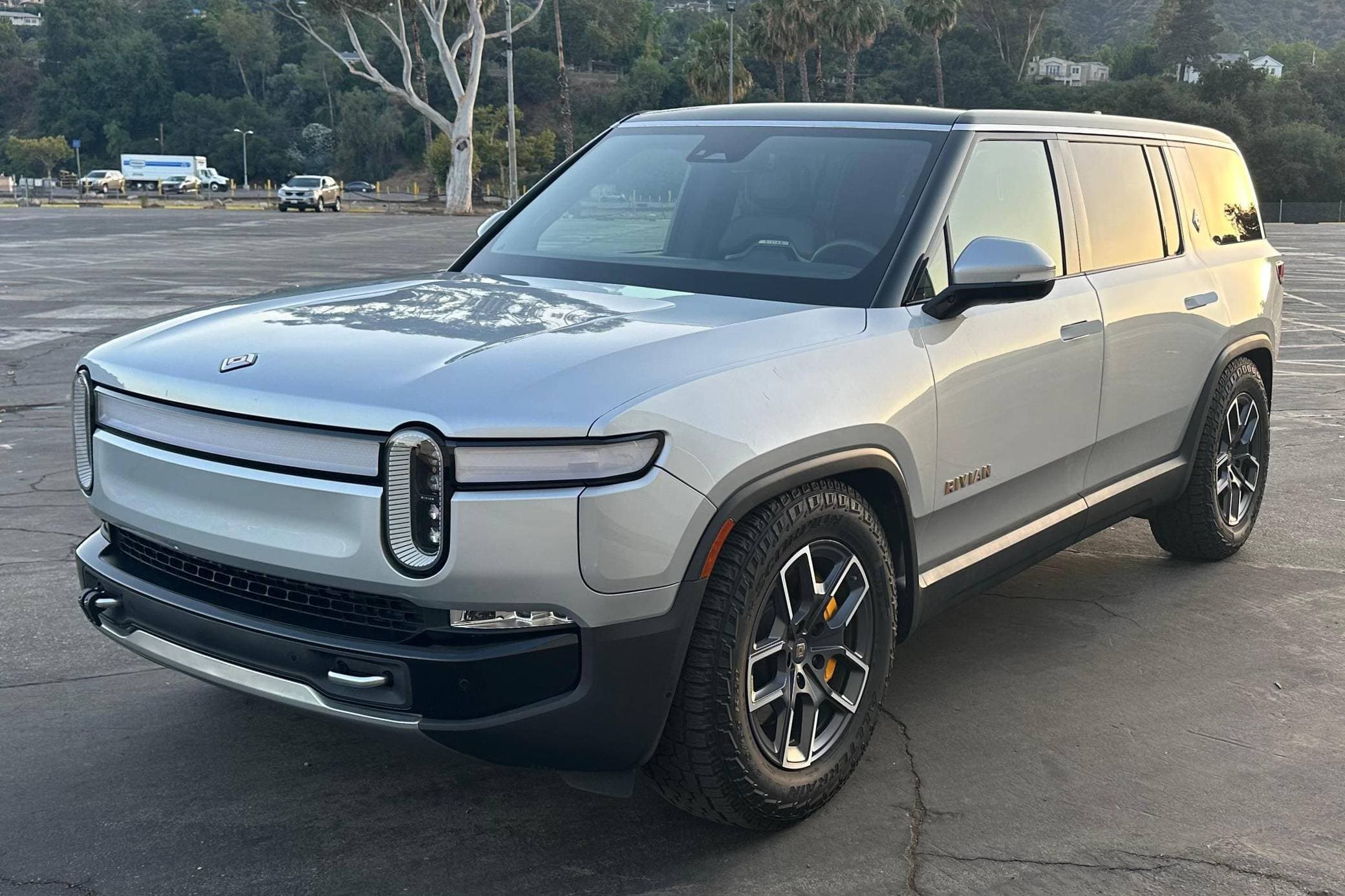 2022 Rivian R1S sold for $69,000