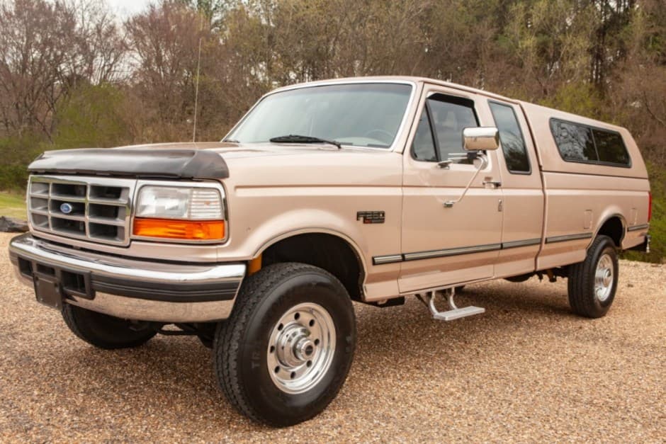 1996 Ford F-Series 1992-1997 sold for $24,250