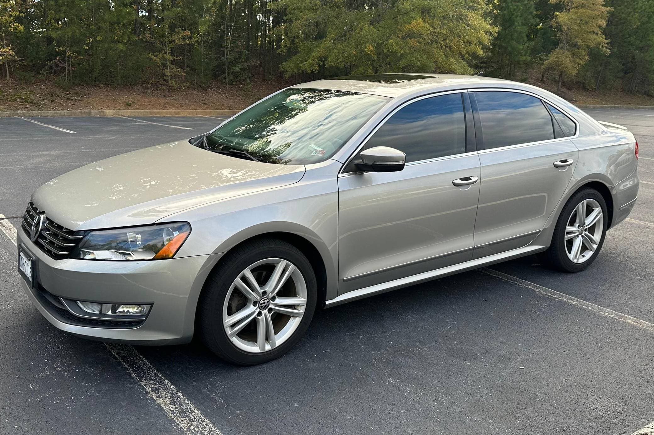 2014 Volkswagen Passat sold for $8,100