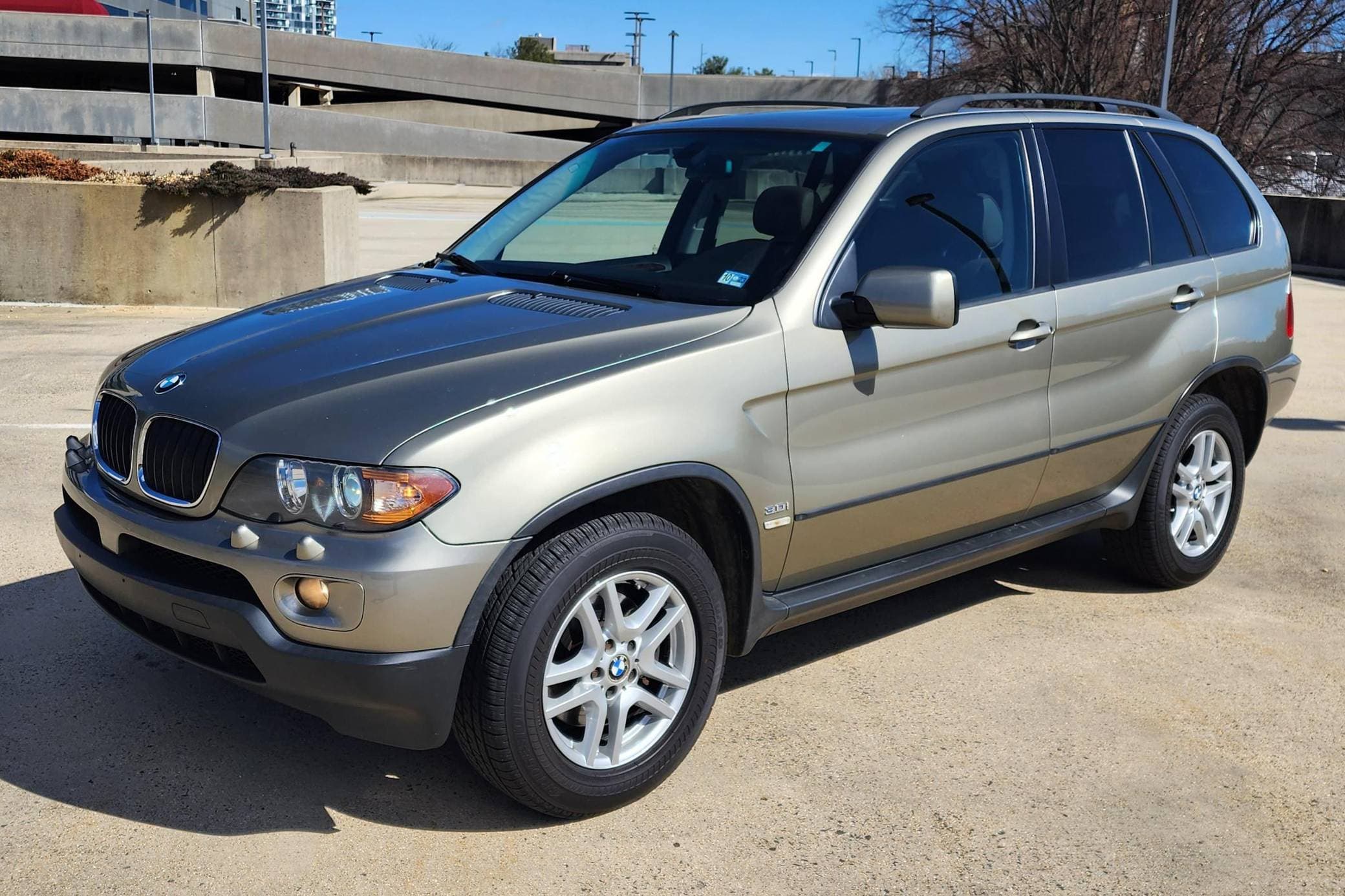 2005 BMW X5 sold for $13,100