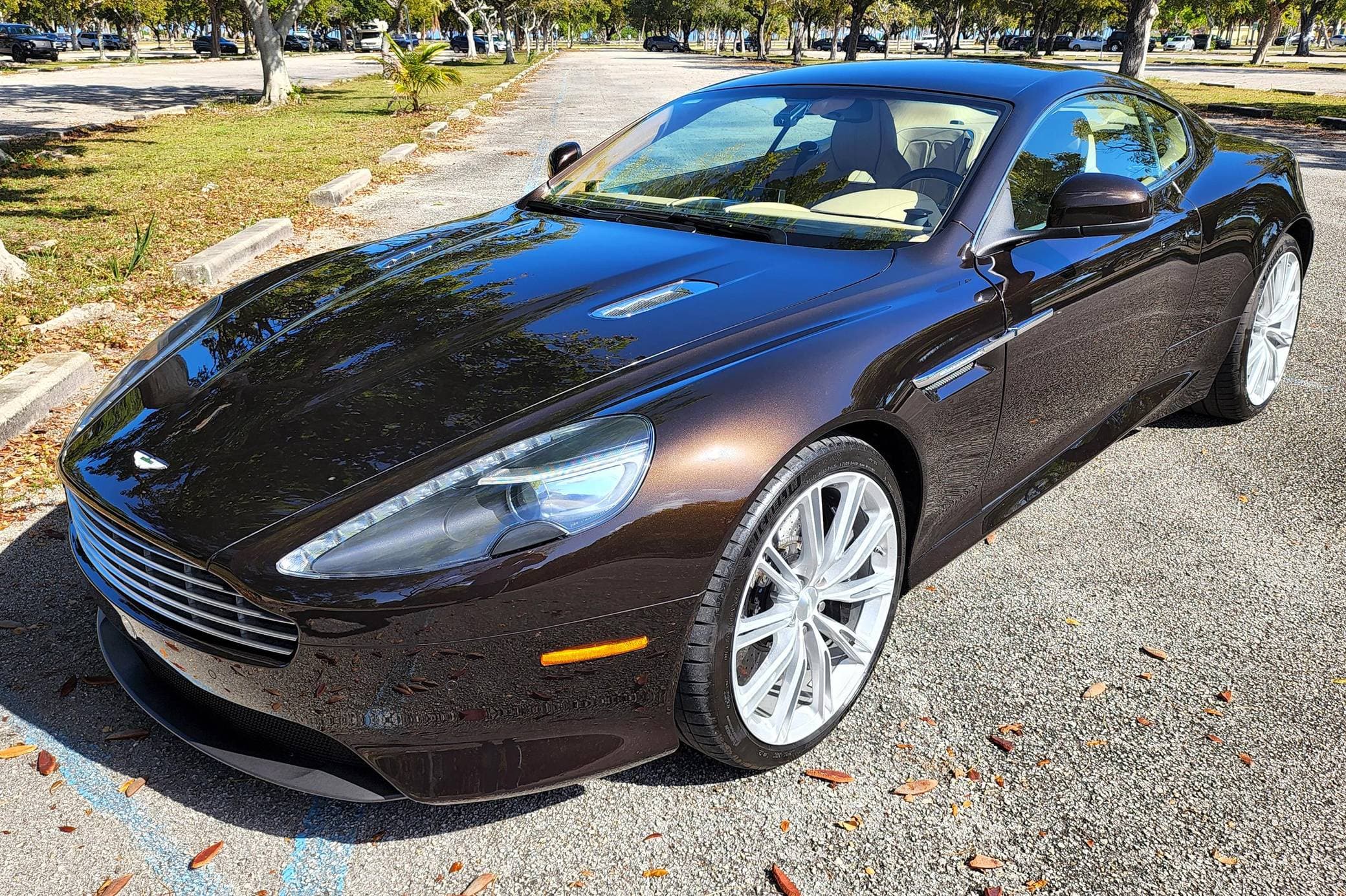2012 Aston Martin Virage sold for $67,000