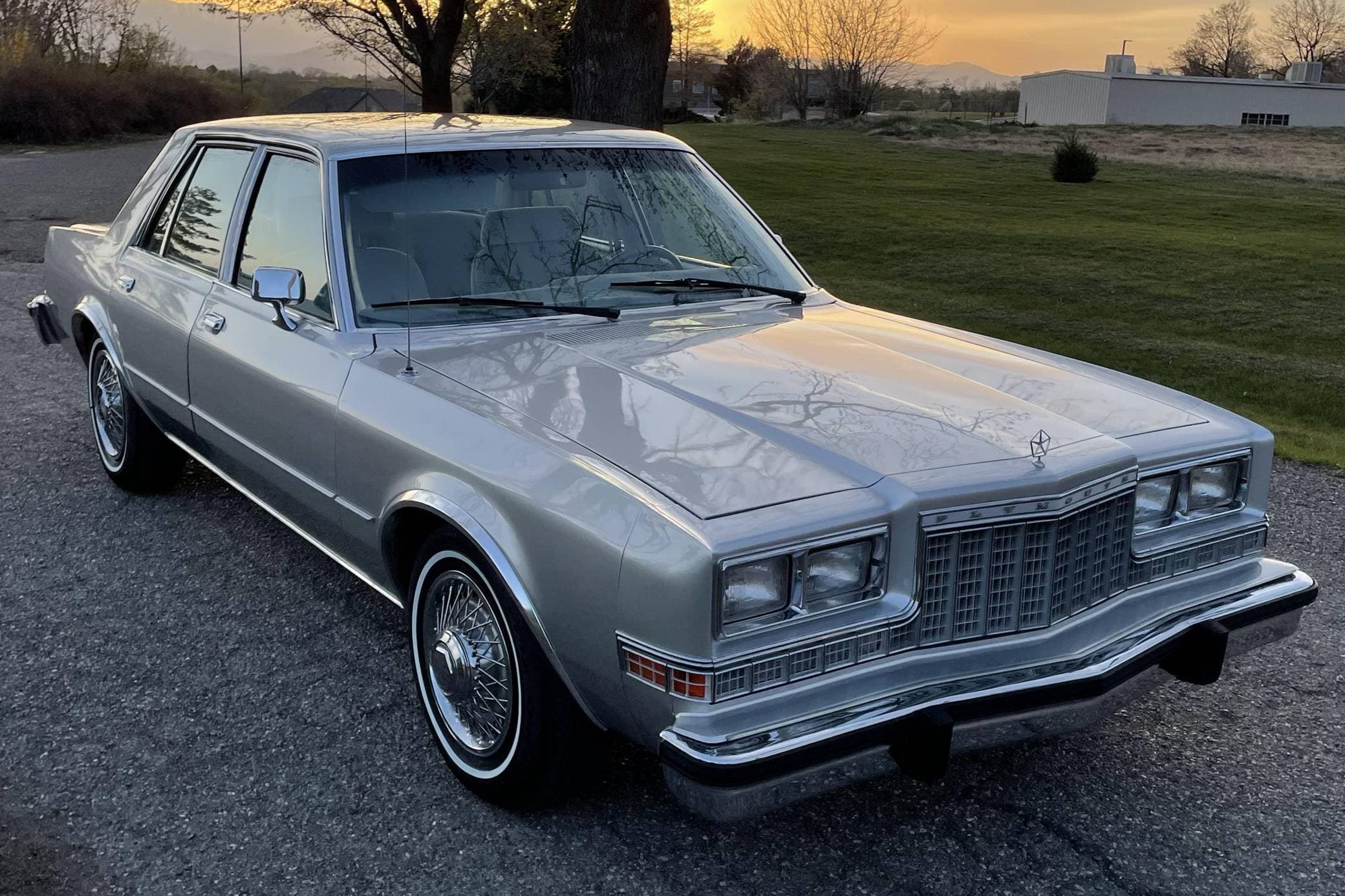 1987 Plymouth Gran Fury sold for $5,100