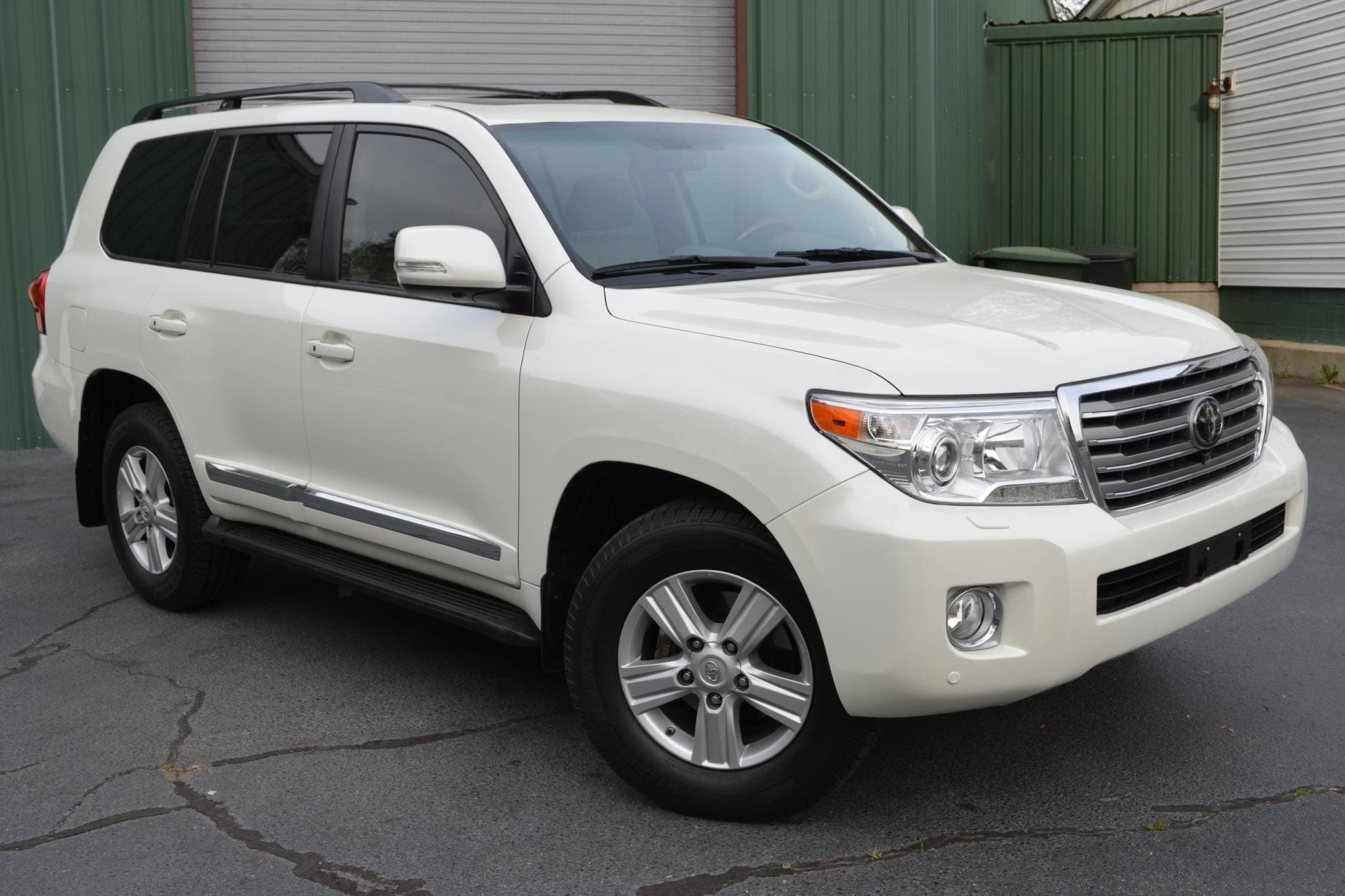 2013 Toyota Land Cruiser sold for $49,250