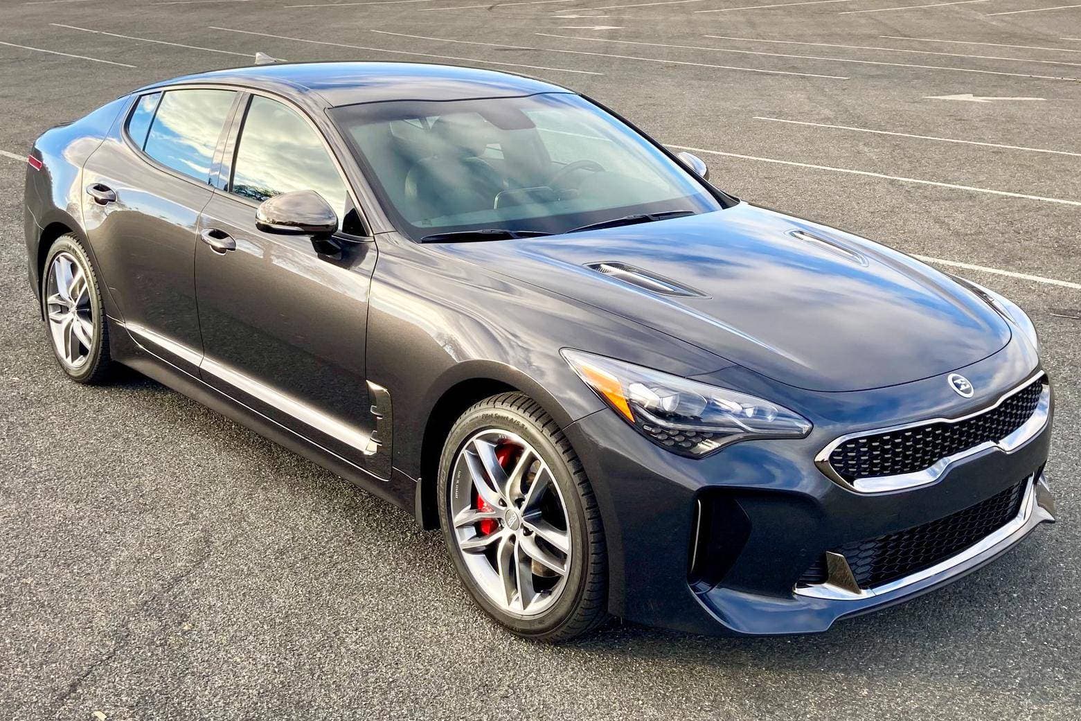 2020 Kia Stinger sold for $30,500