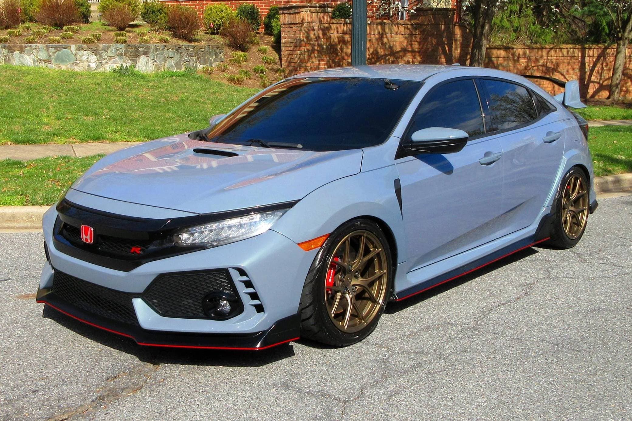 2019 Honda Civic Type R sold for $23,319