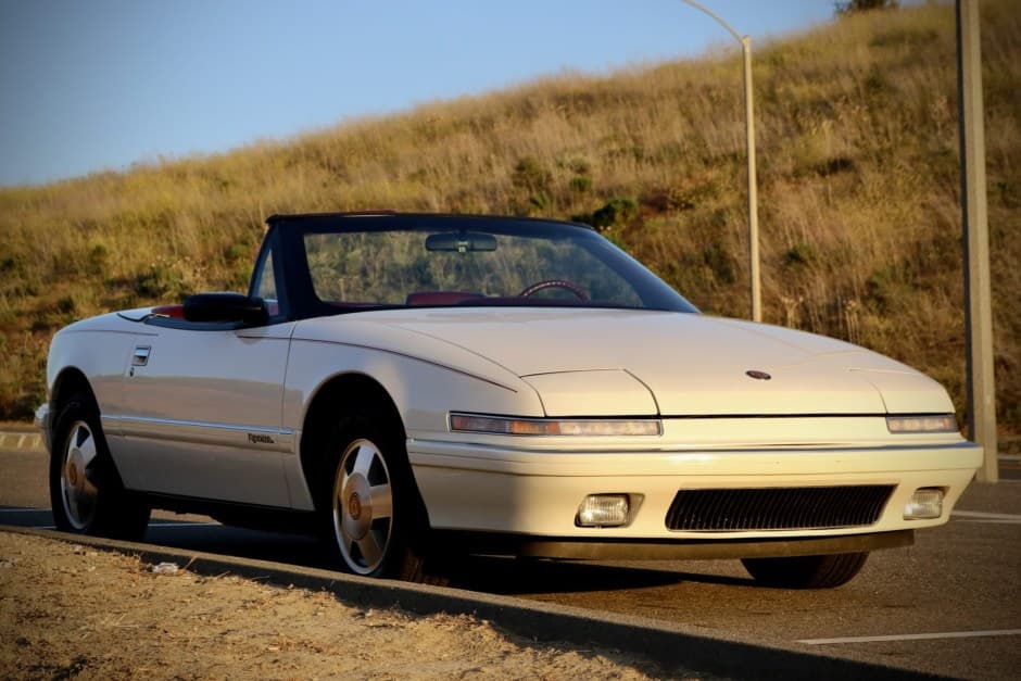 1990 Buick Reatta sold for $13,750