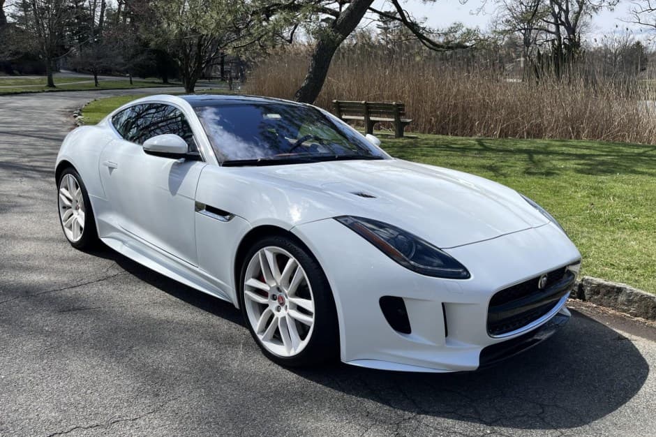 2017 Jaguar F-Type sold for $59,000