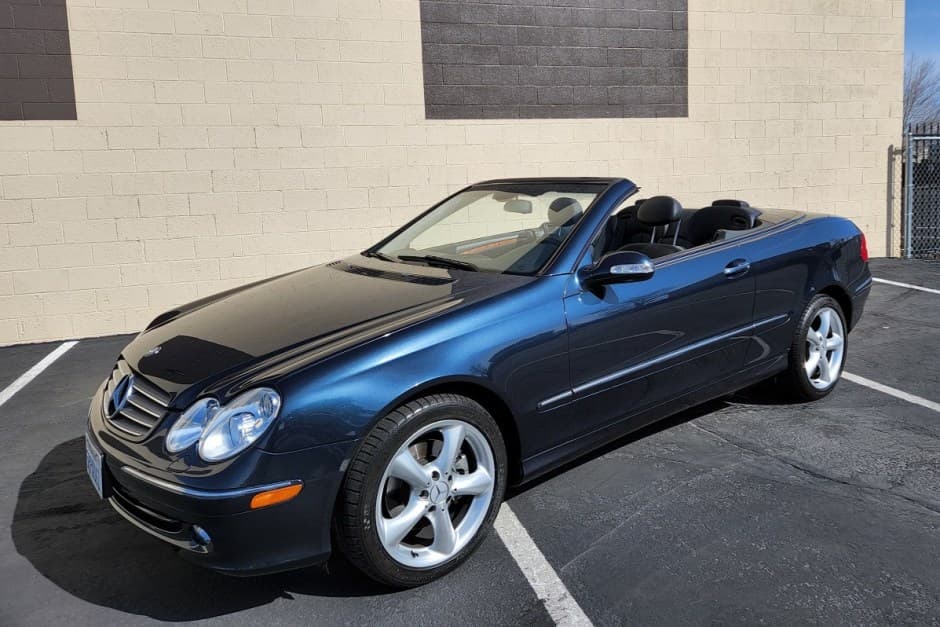 2005 Mercedes-Benz CLK-Class sold for $19,000