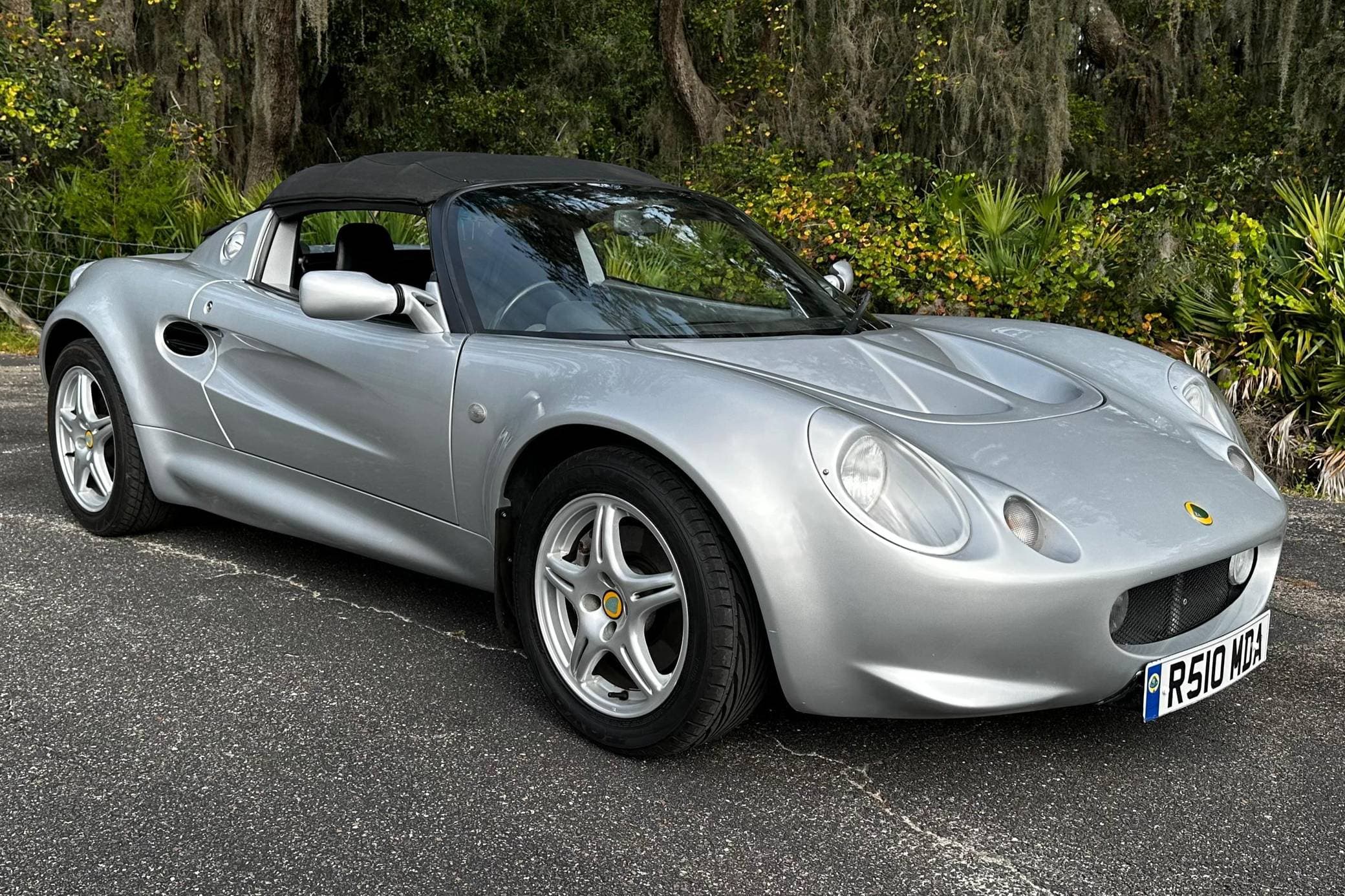 1998 Lotus Elise sold for $36,750