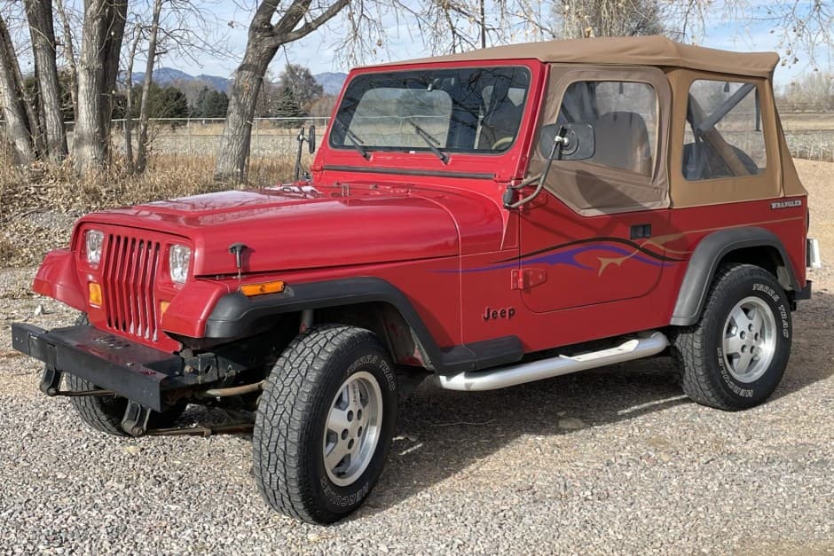 1987 Jeep Wrangler YJ (1987-1995) sold for $8,900