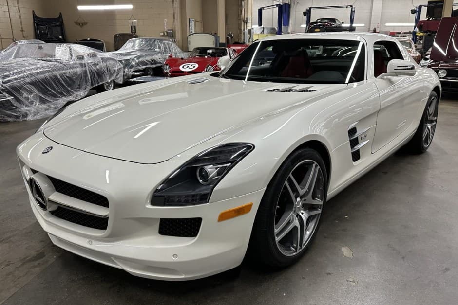 2011 Mercedes-Benz SLS AMG sold for $206,000