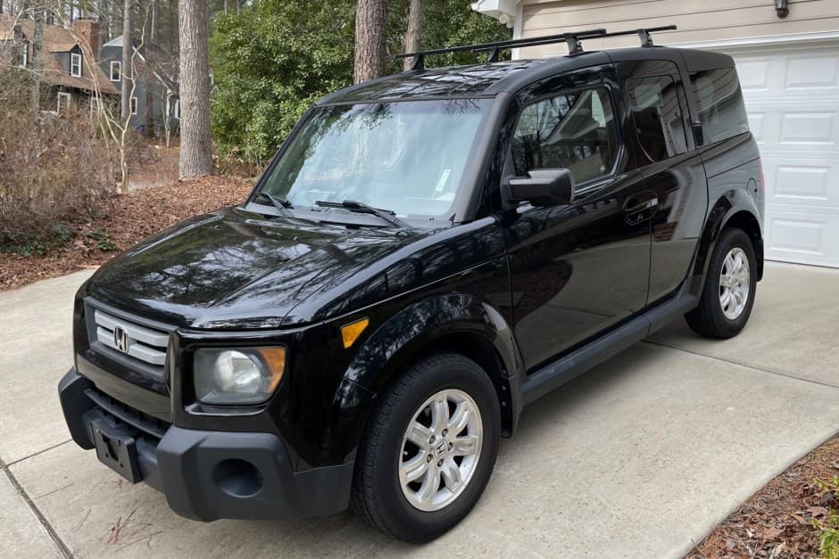 2008 Honda Element sold for $17,150