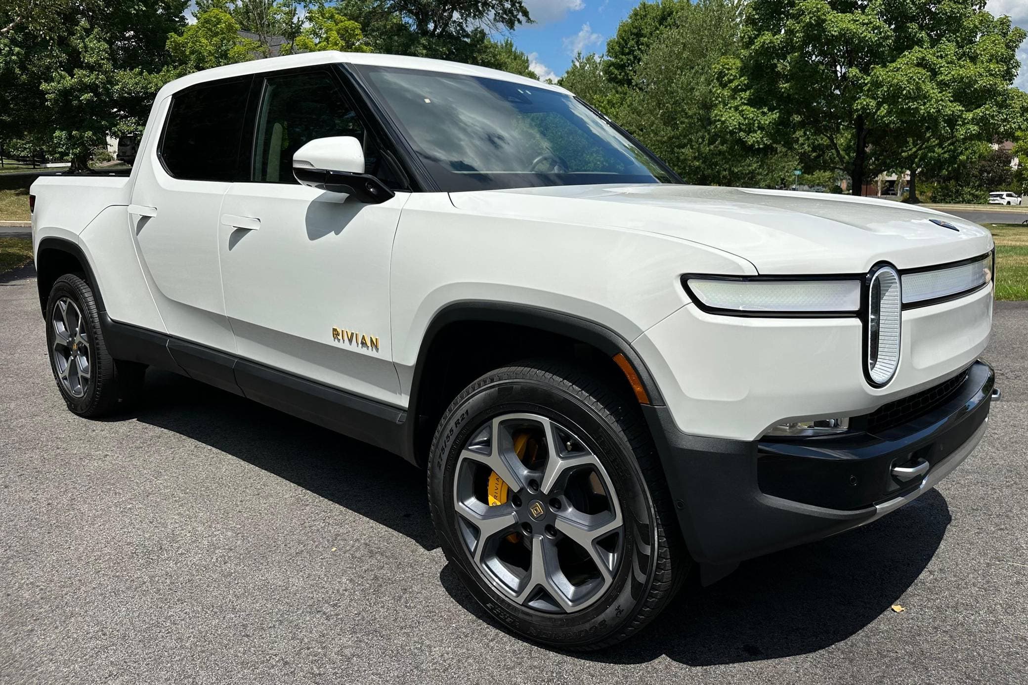 2022 Rivian R1T sold for $55,000