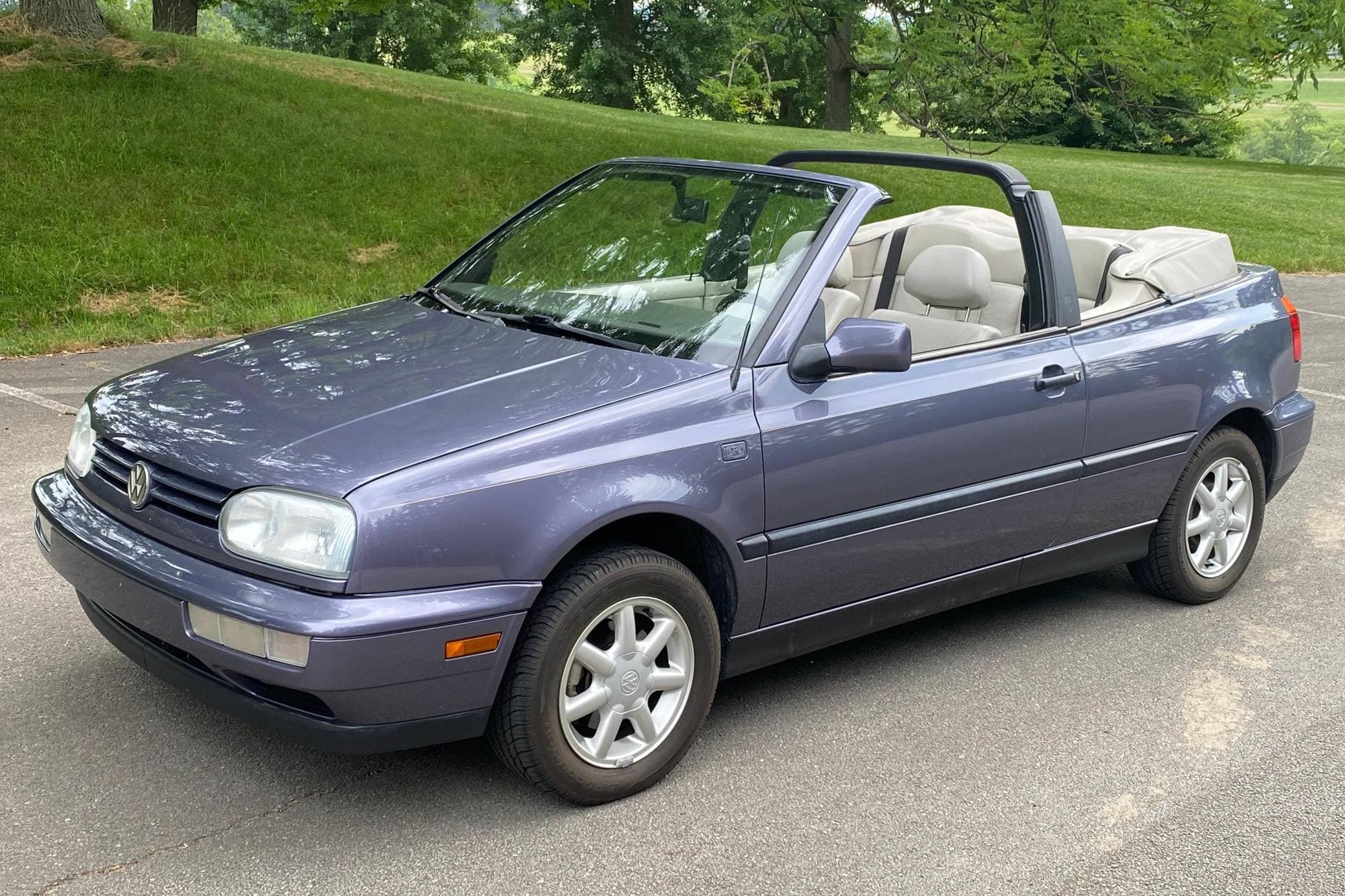 1995 Volkswagen Cabrio sold for $7,500