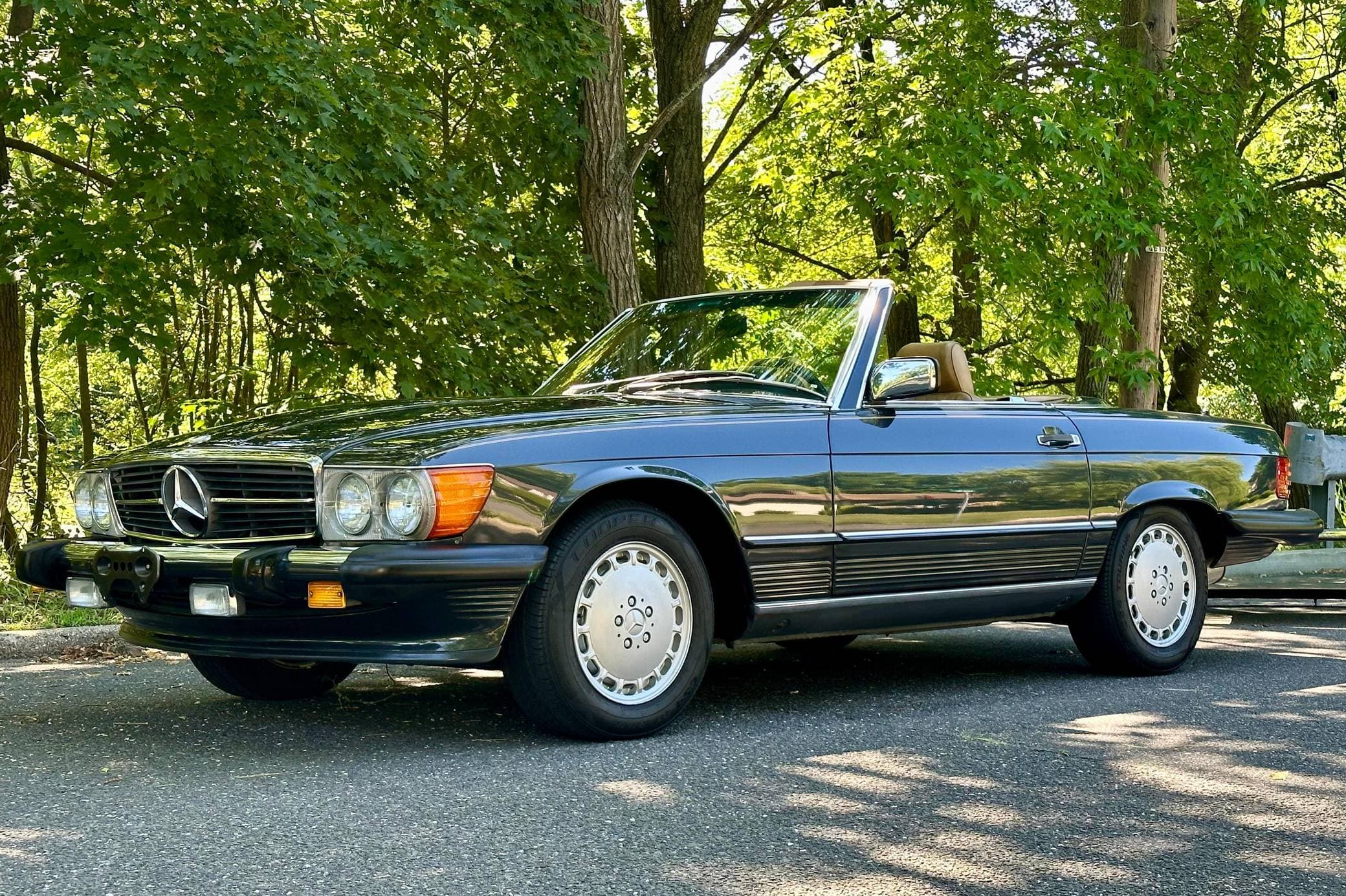 1988 Mercedes-Benz R107 SL sold for $19,250