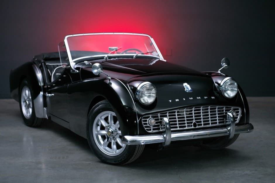 1958 Triumph TR3 sold for $32,000