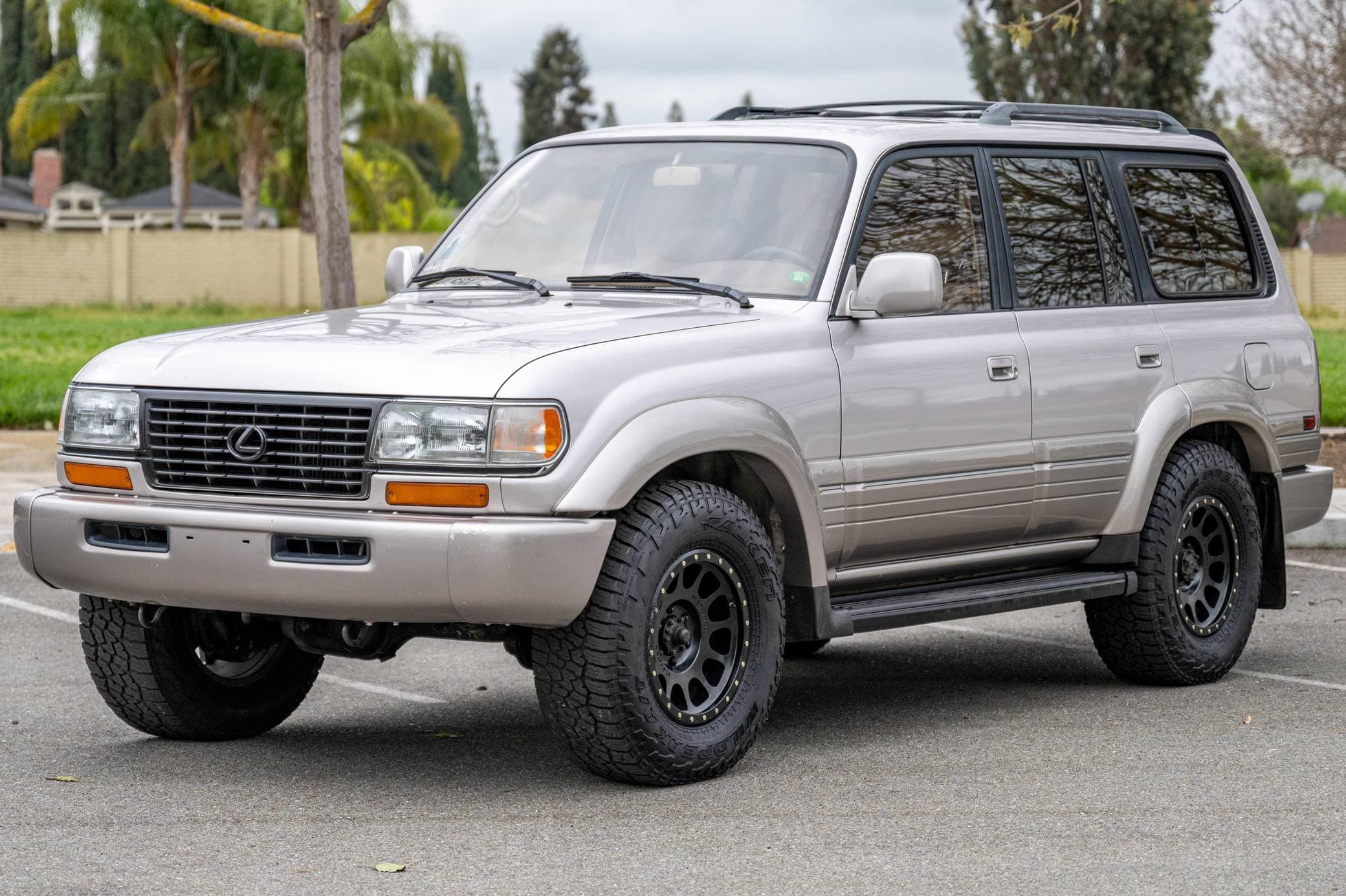 1997 Lexus LX sold for $16,500