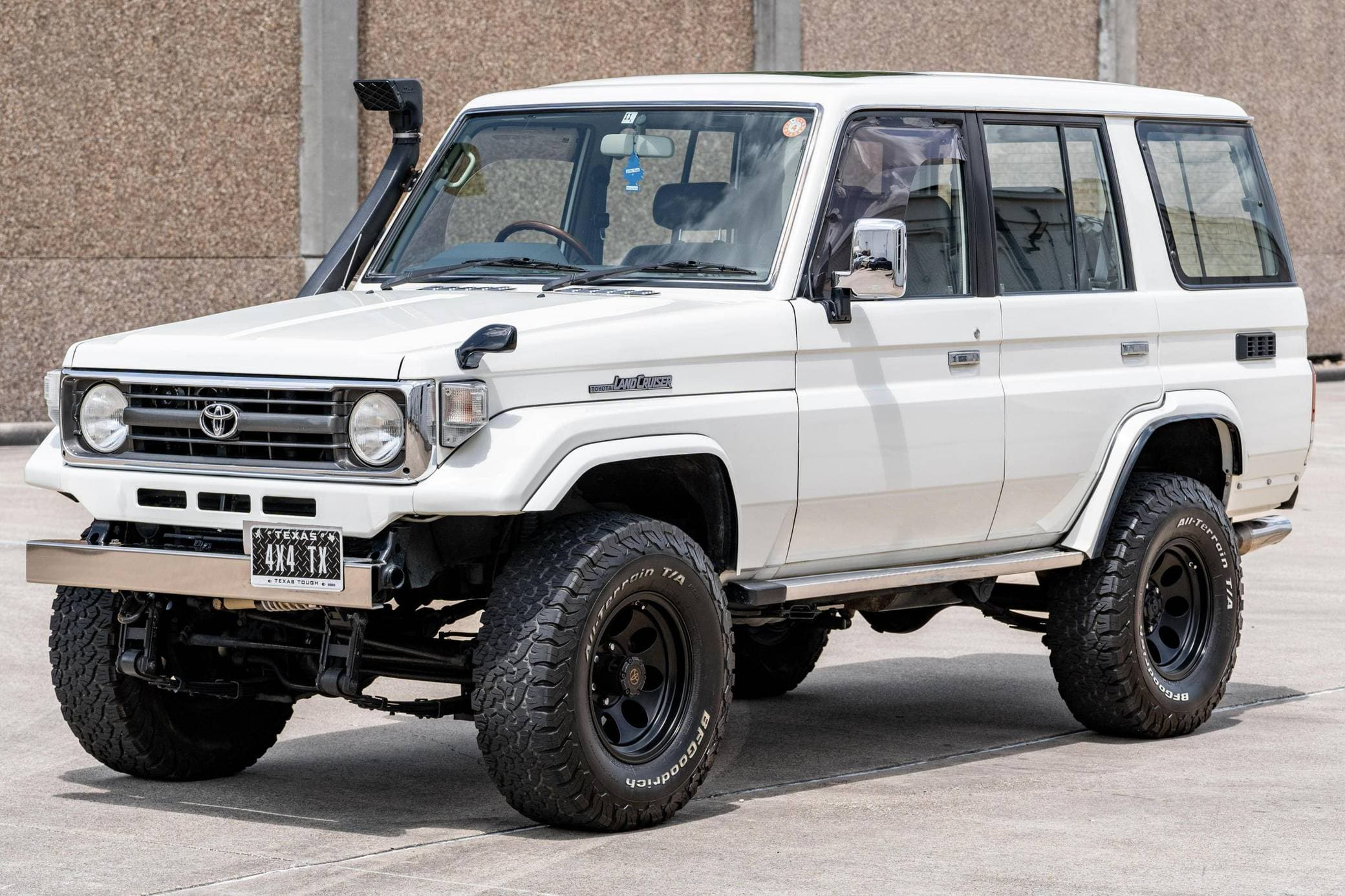 1998 Toyota Land Cruiser sold for $33,000