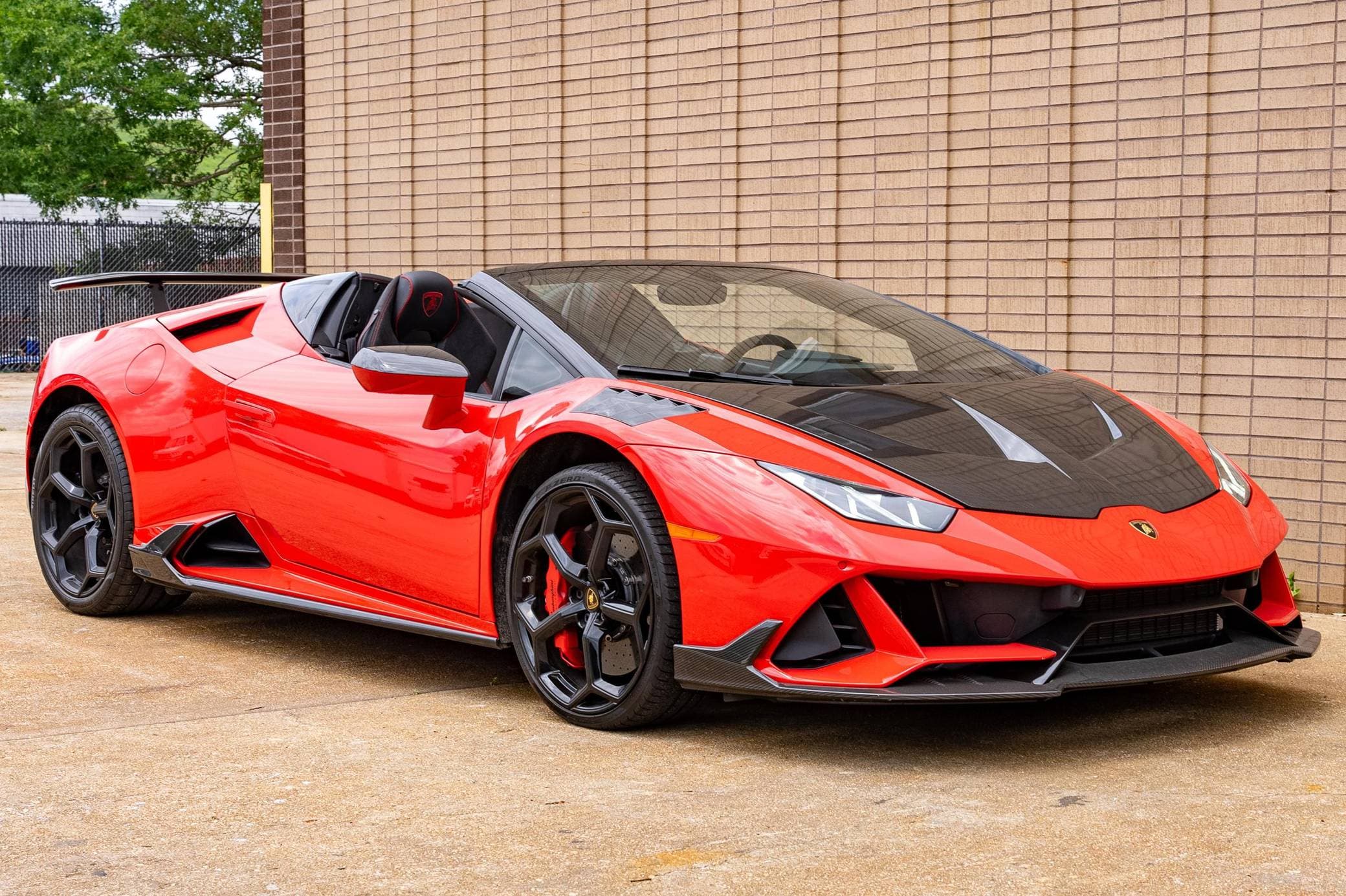 2020 Lamborghini Huracan sold for $267,000