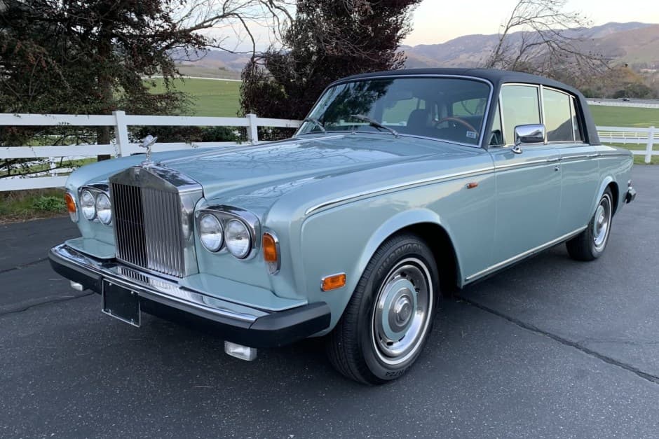 1975 Rolls-Royce SY Silver Shadow & Silver Wraith II sold for $16,500