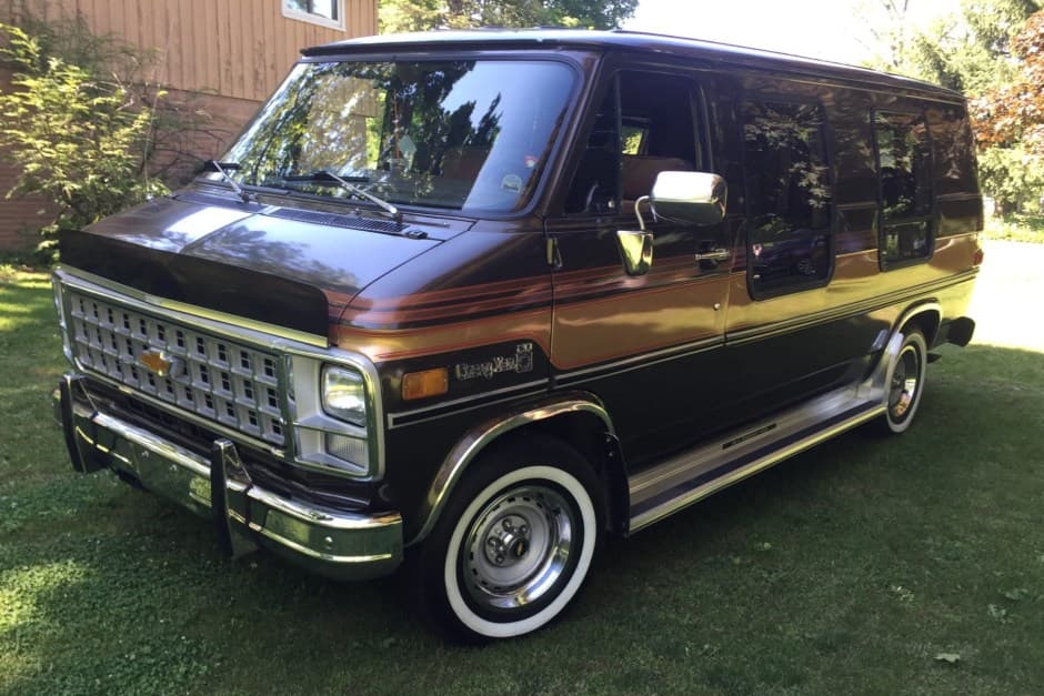 1982 Chevrolet G-Series Van sold for $17,500