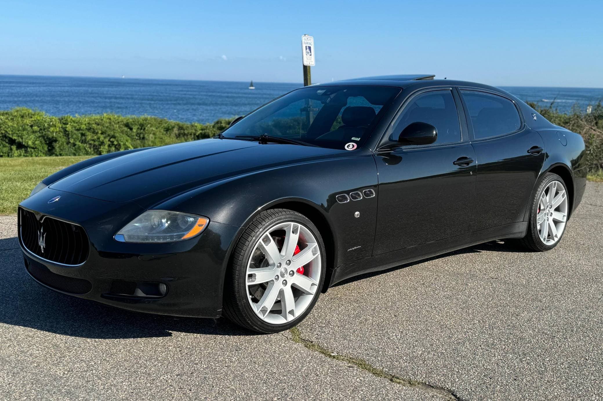 2013 Maserati Quattroporte sold for $13,610