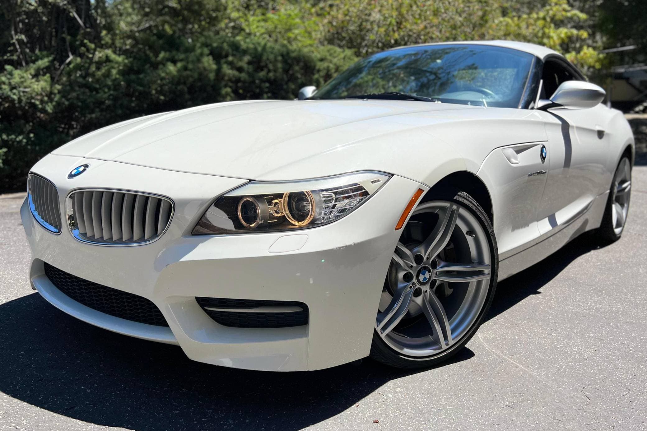 2012 BMW Z4 sold for $22,350