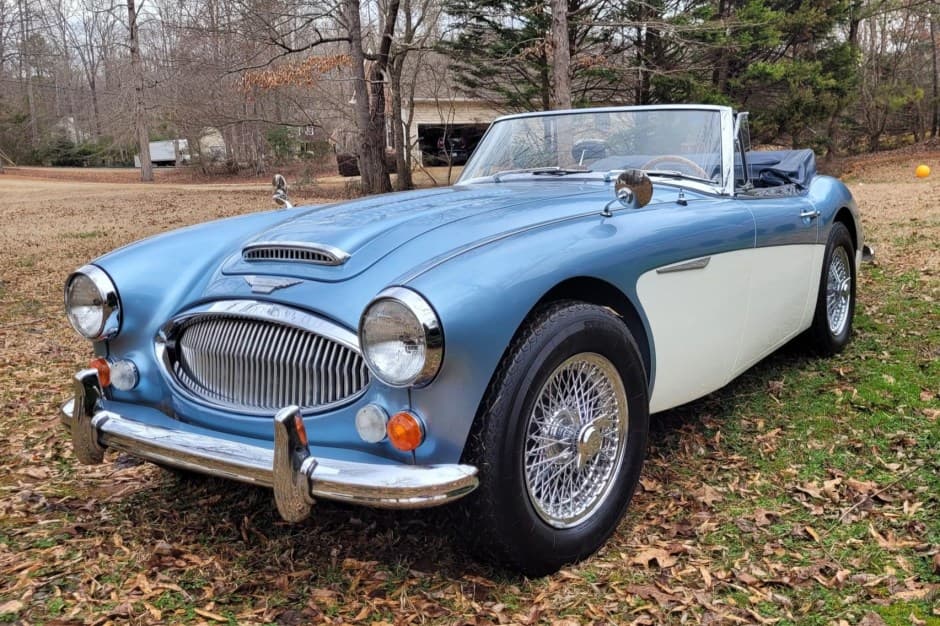1967 Austin-Healey 3000 sold for $56,000