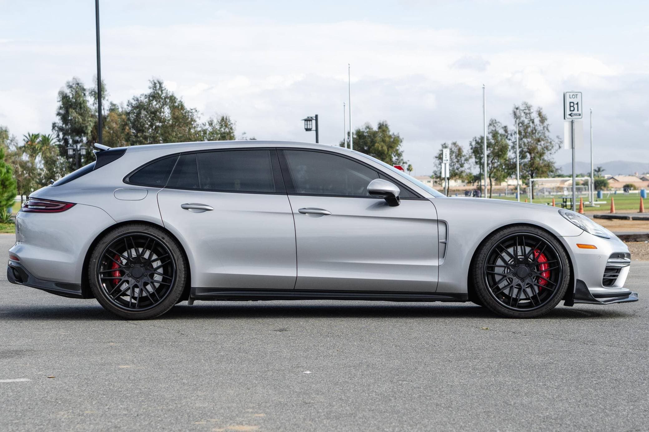 2018 Porsche Panamera sold for $83,000