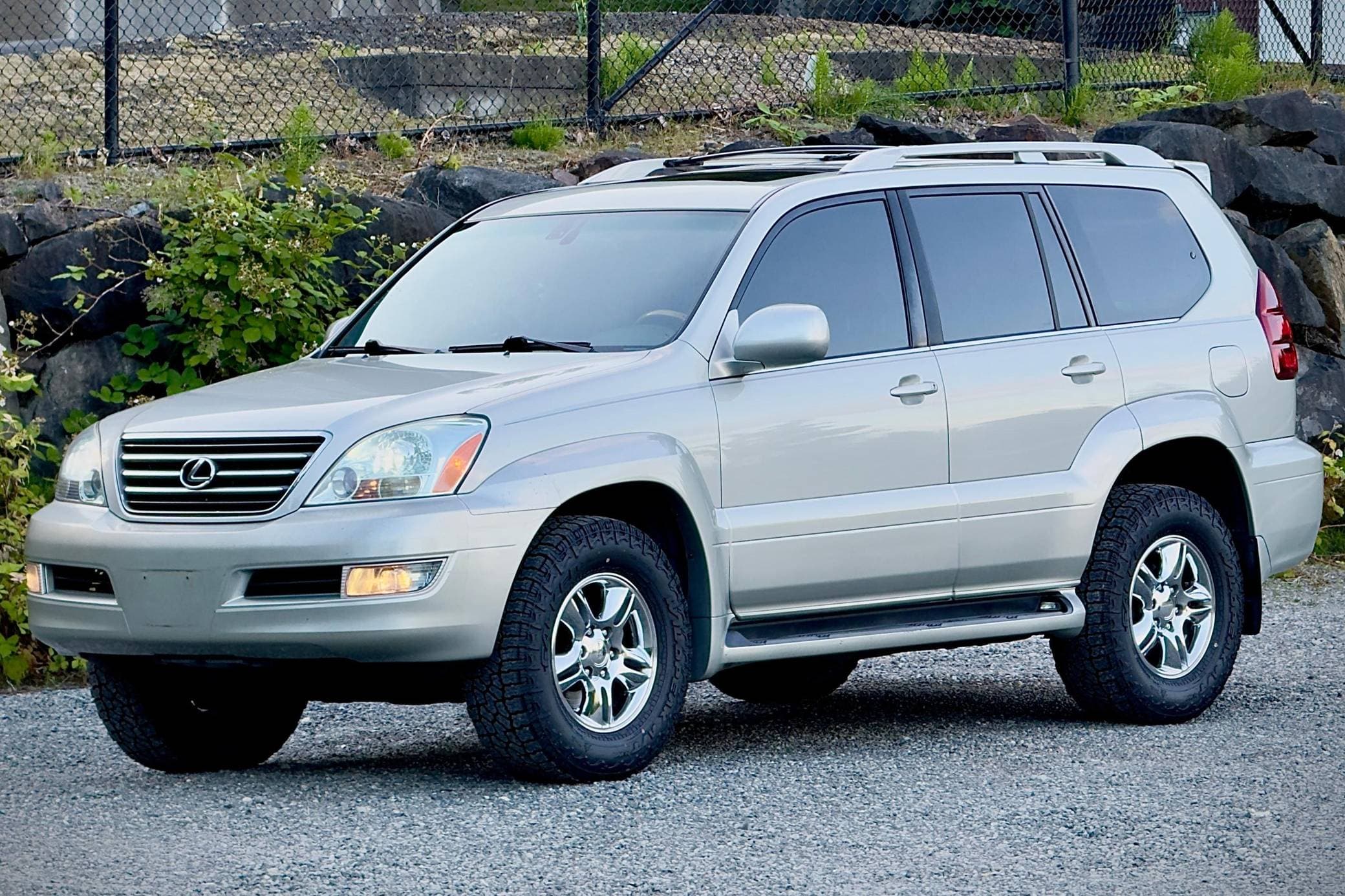 2003 Lexus GX sold for $7,700