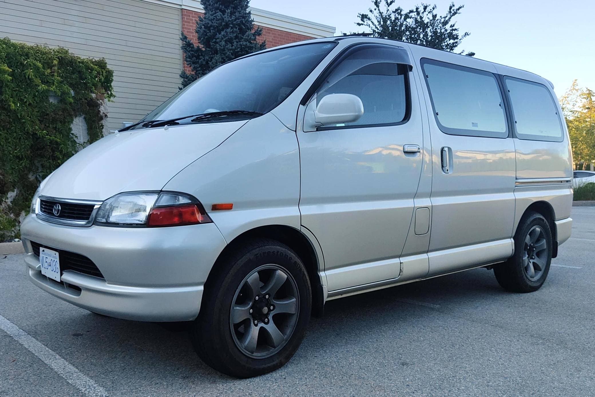 1997 Toyota Granvia sold for $6,700