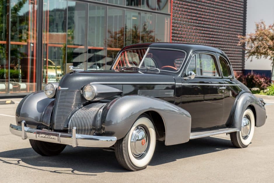 1939 Cadillac Series 61 sold for $20,300