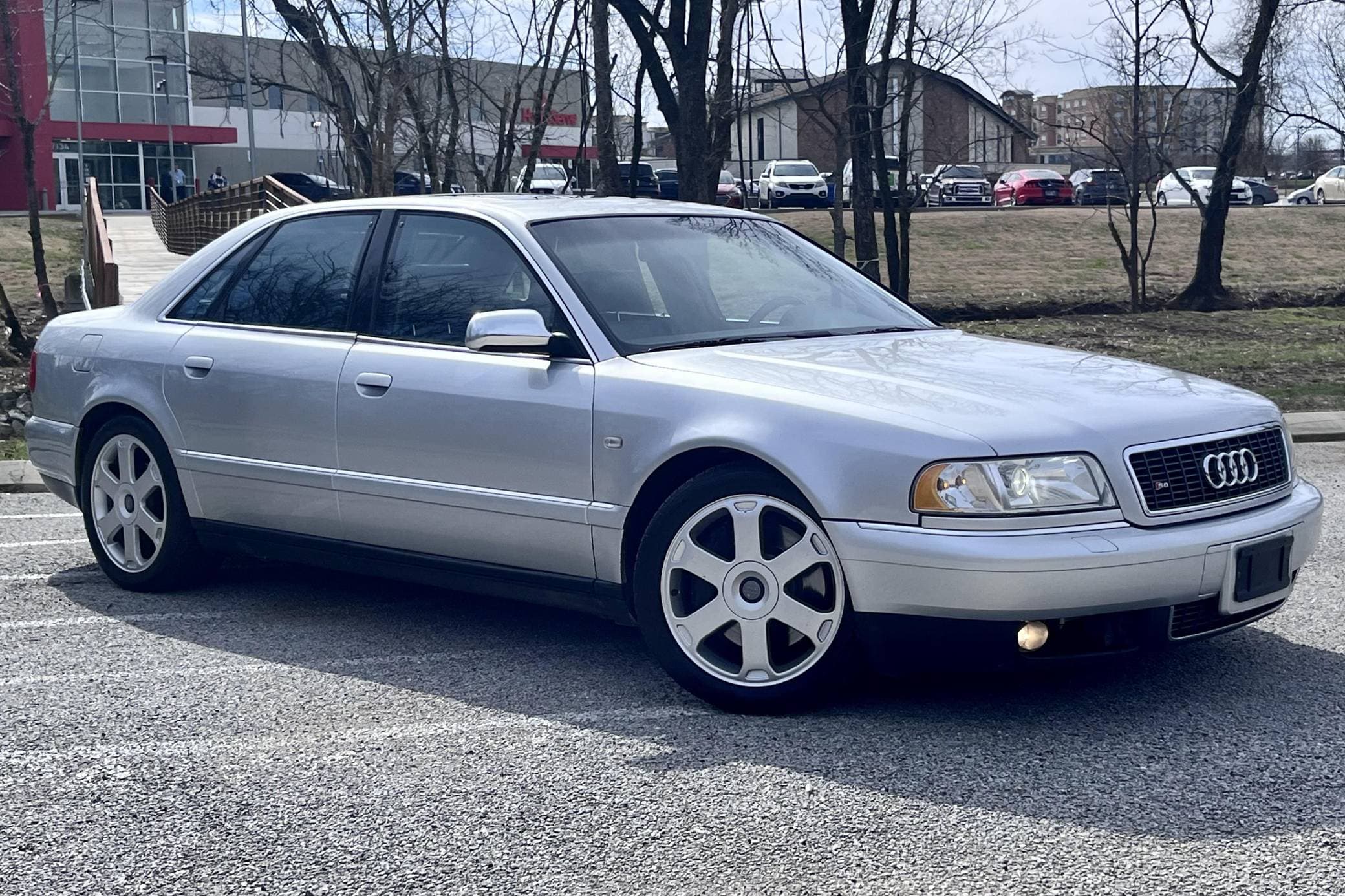 2001 Audi S8 sold for $5,015