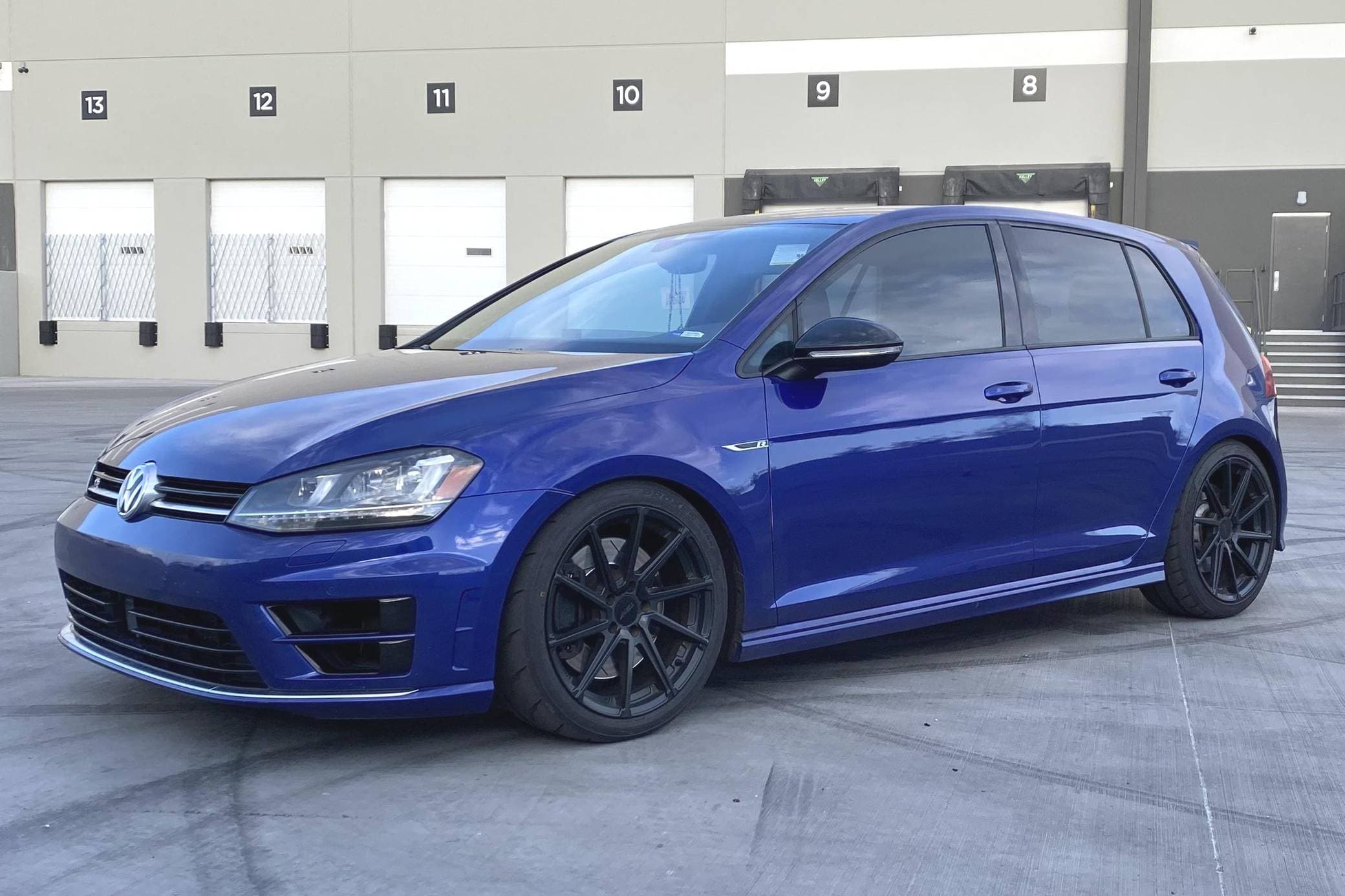 2017 Volkswagen Golf R sold for $26,277