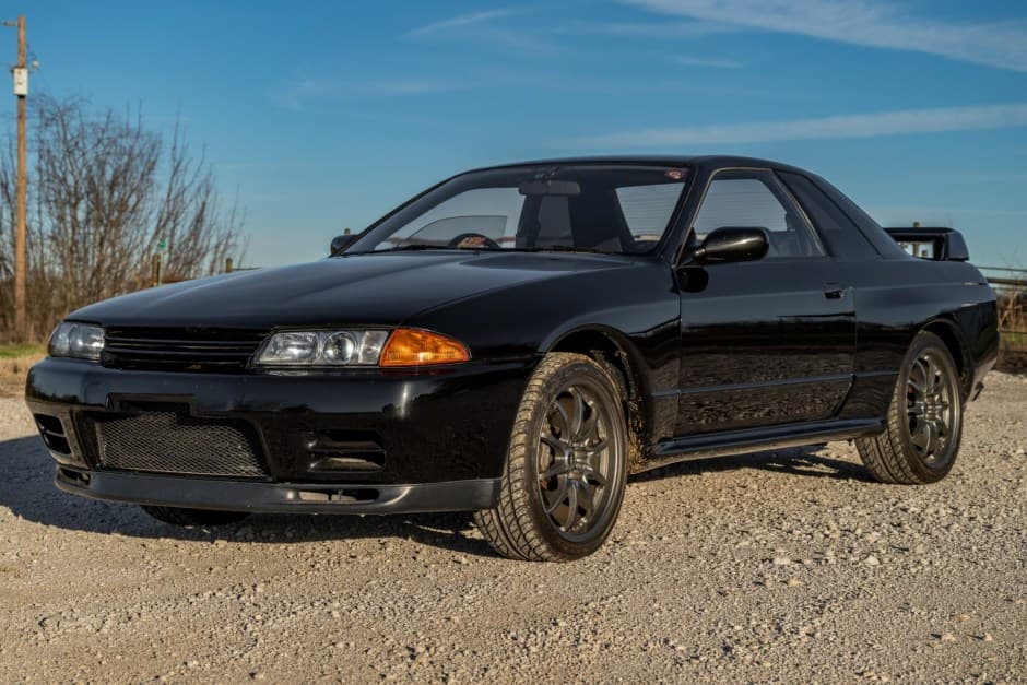 1990 Nissan R32 Skyline sold for $34,500