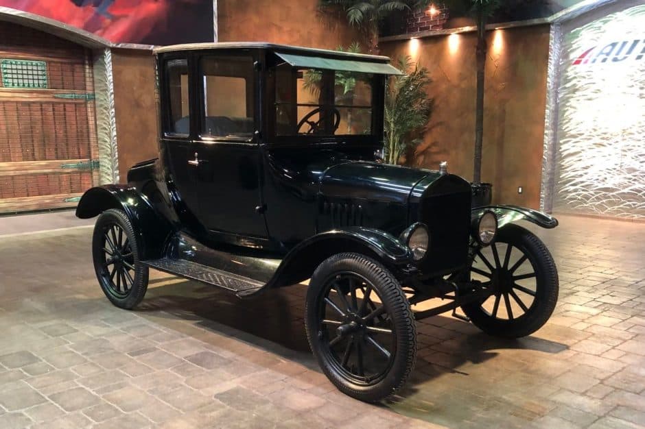1923 Ford  sold for $4,550