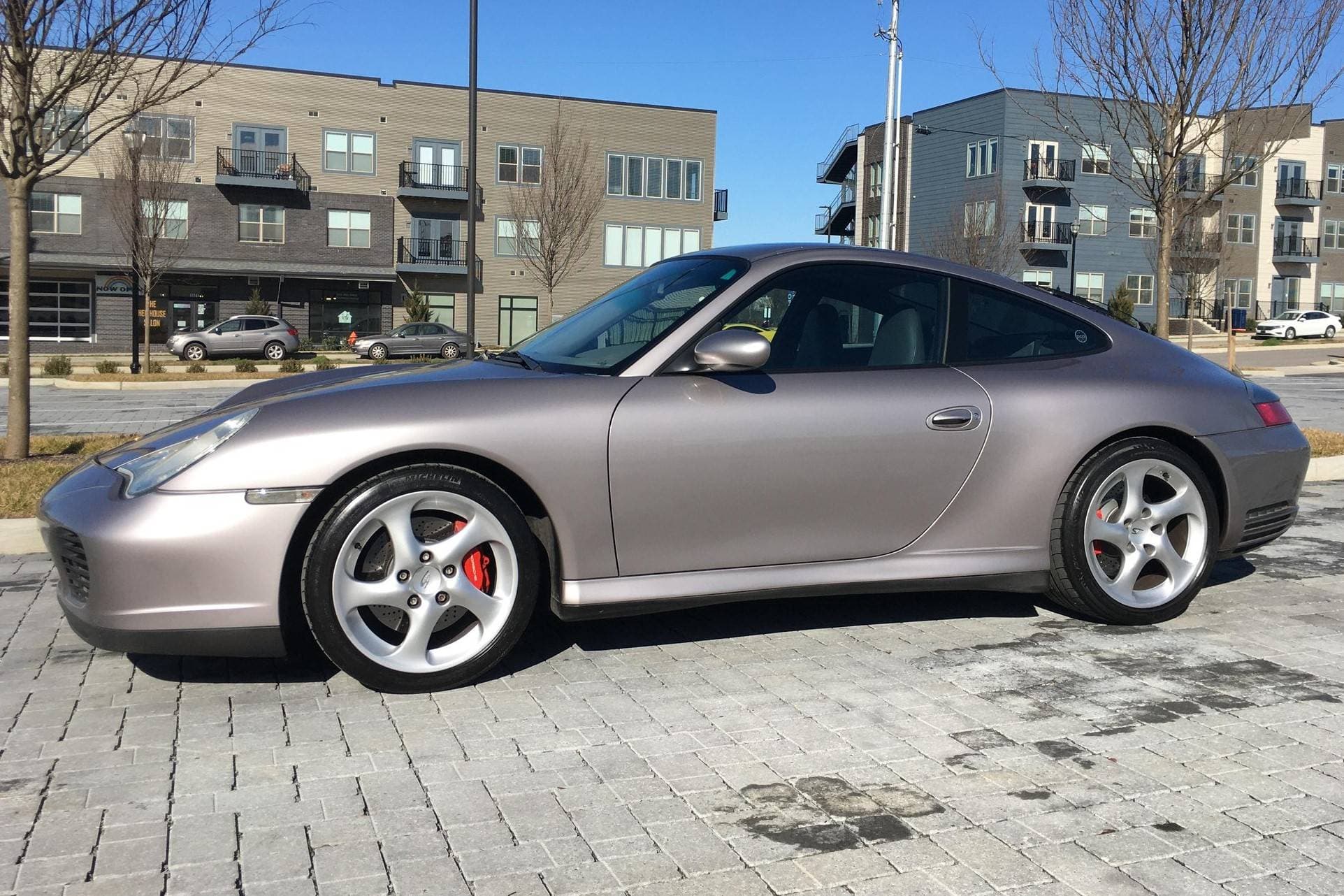 2003 Porsche 996 911 sold for $30,170