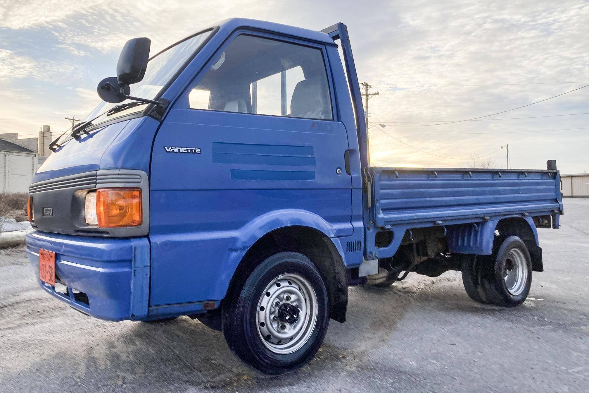 1995 Nissan Vanette sold for $7,000