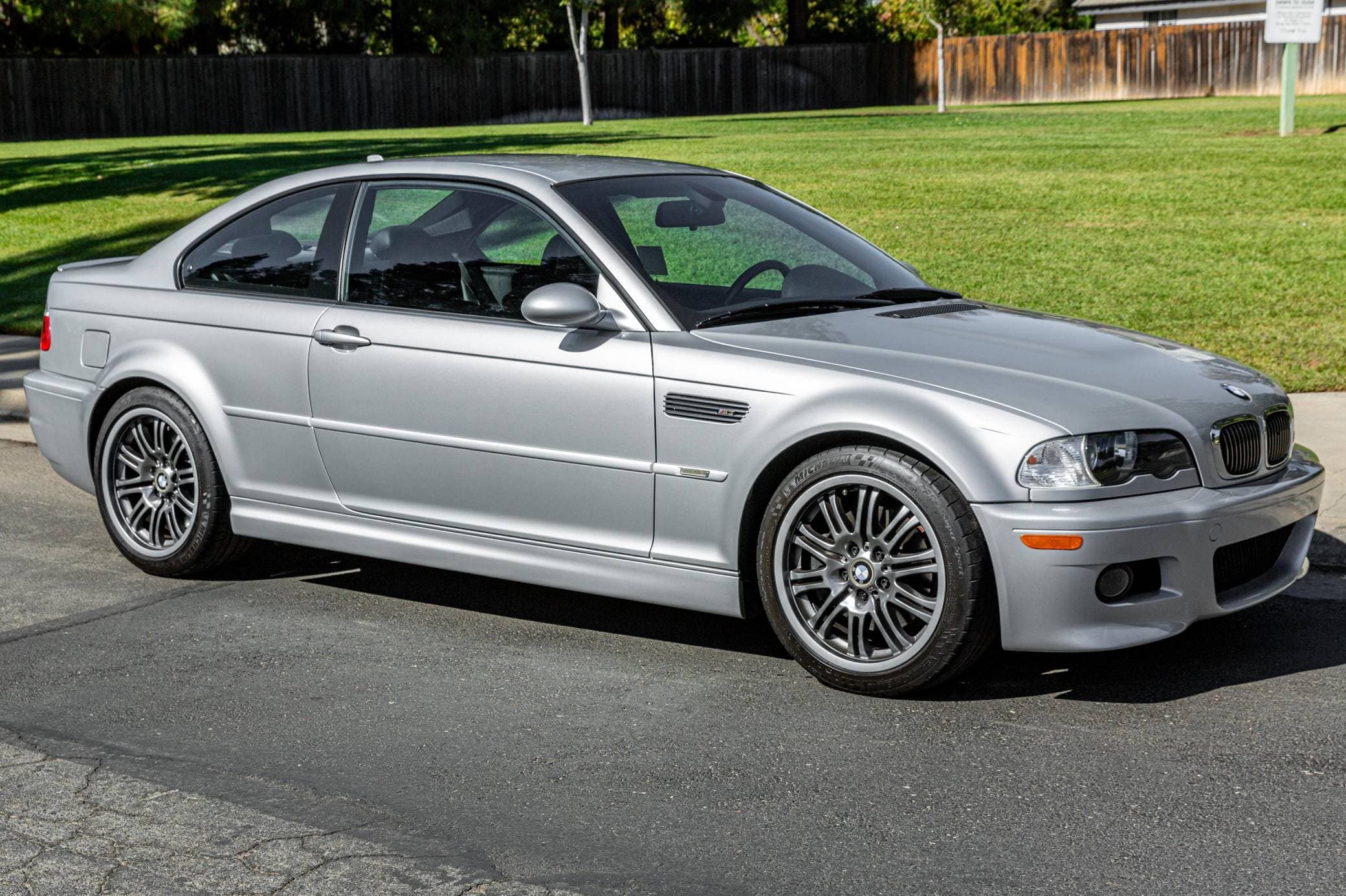 2005 BMW E46 M3 sold for $25,000