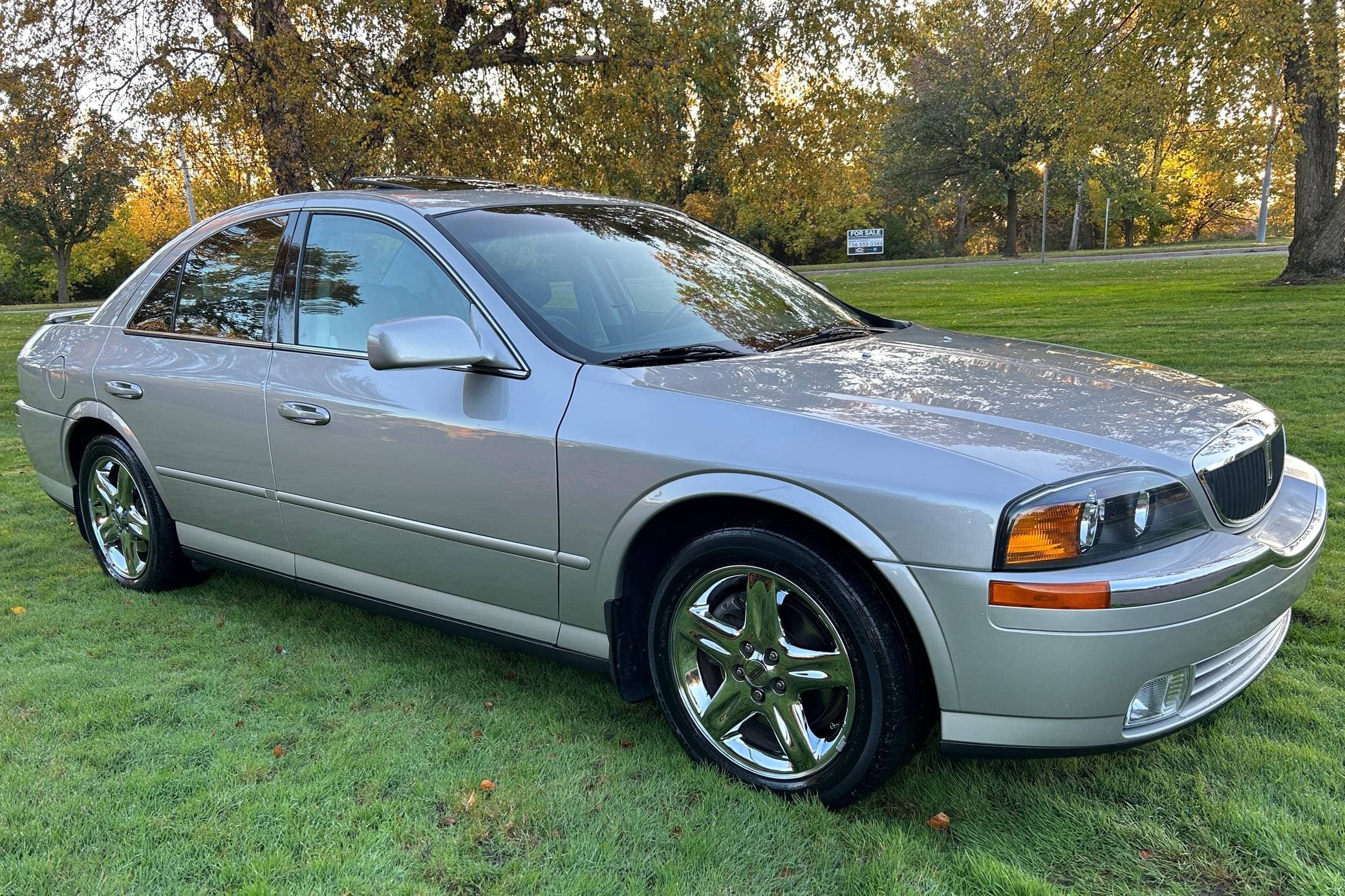 2002 Lincoln LS sold for $9,400