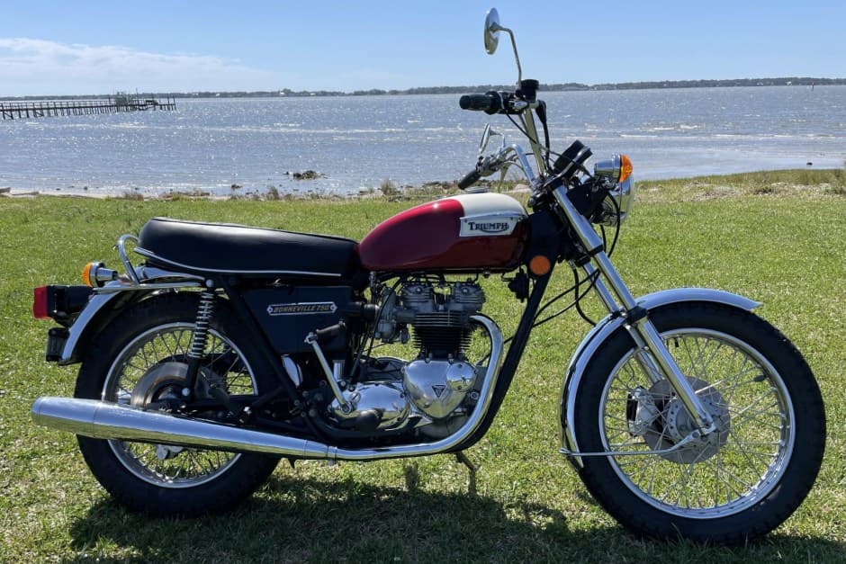 1976 Triumph Bonneville T140 sold for $8,350