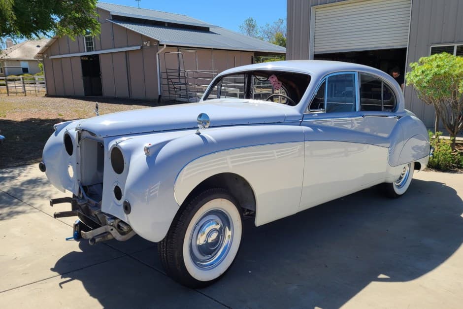 1957 Jaguar Mk VII, VIII, & IX sold for $24,900